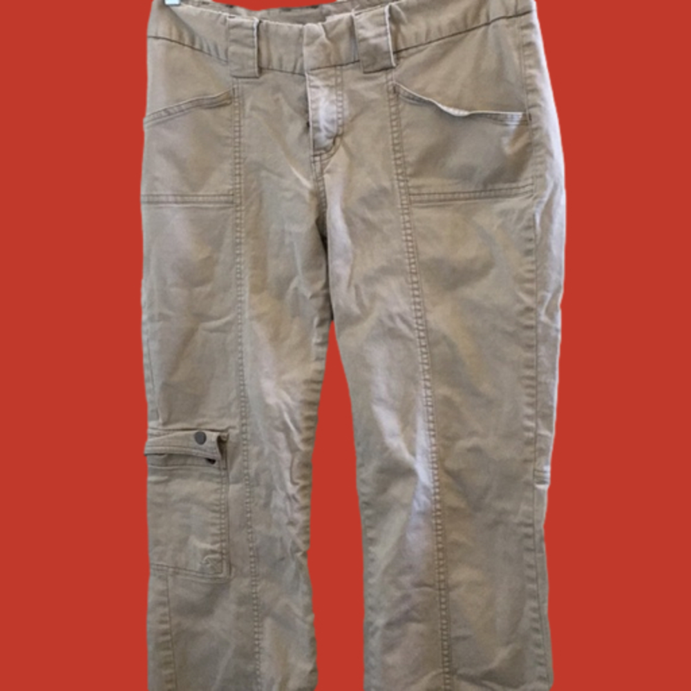 FINAL MARKDOWN Junior xhilaration slacks 11